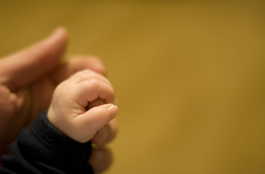 Should the U.S. Government & Employers Offer Paid Leave for New Fathers?